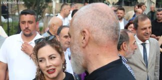 Pushteti i Olta Xhaçkës Kryeministri Edi Rama dhe deputetja Olta Xhaçkës gjate festimeve te organizuara ne afersi te selise se Partise Socialiste, me rastin e 33 vjetorit te themelimit te kesaj partie.
